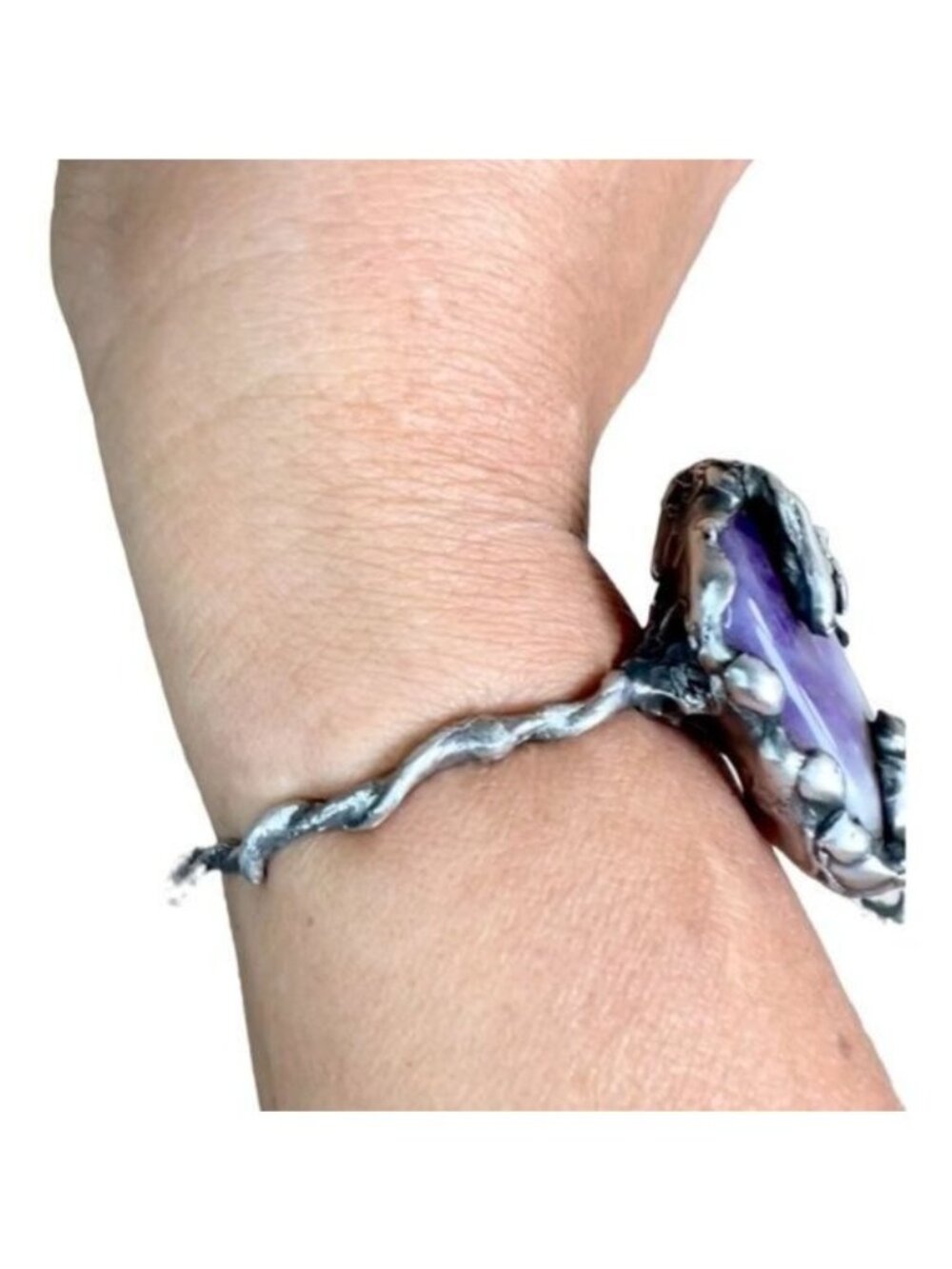 Amethyst Claw Cuff Bracelet - Silver Blend Boho Metalwork | Alma Antigua - Picture 5 of 14